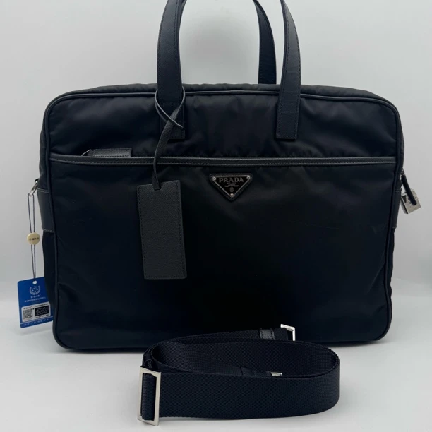 95新 Prada/普拉达 97新黑色尼龙降落伞手提公文包/男士2753