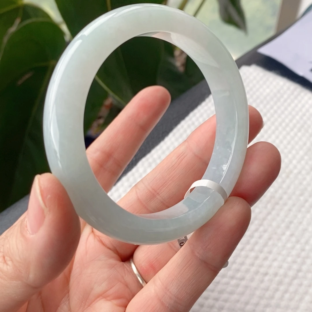 翡翠未镶嵌手镯11号