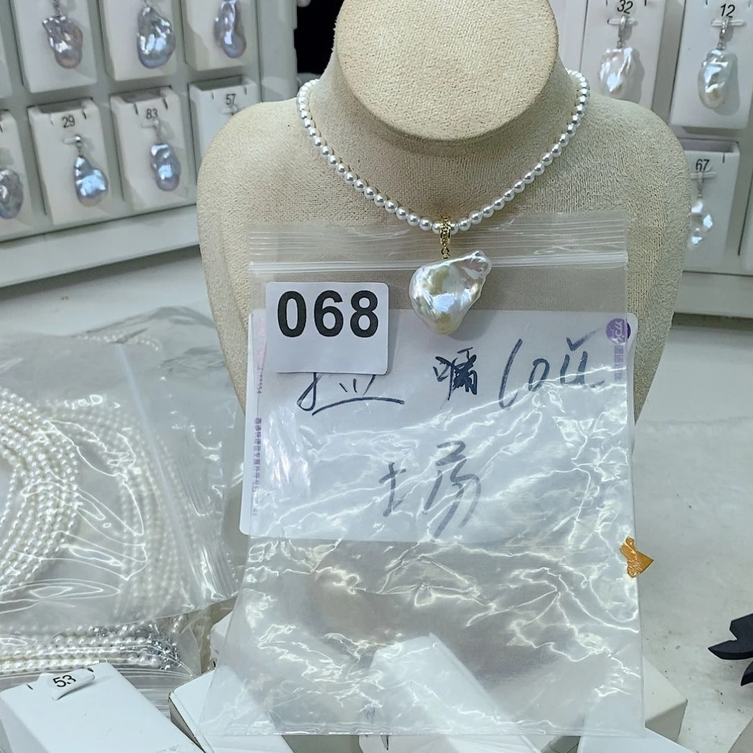 淡水珍珠颈饰合金