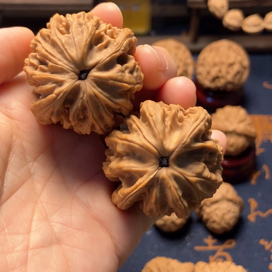 文玩核桃把件花****花全品大沽石尺寸43