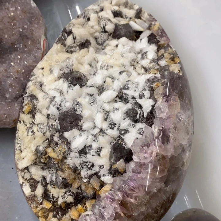 未镶嵌紫晶珠宝半成品