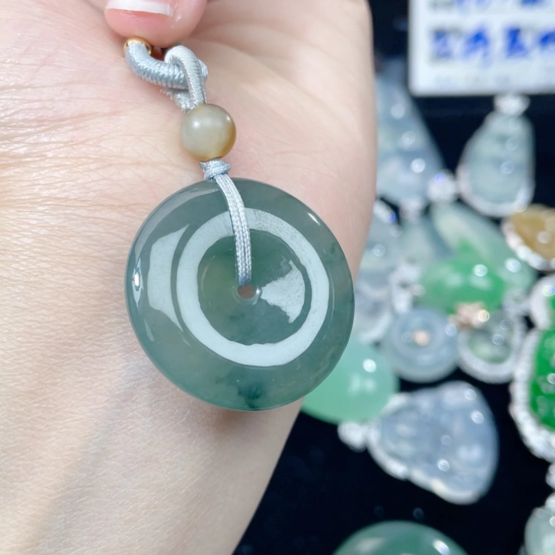 【闪购商品】翡翠颈饰未镶嵌翡翠