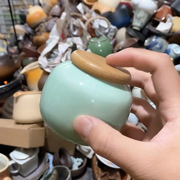 瓷片然后又要在朋友圈翻朋友圈看到一个月