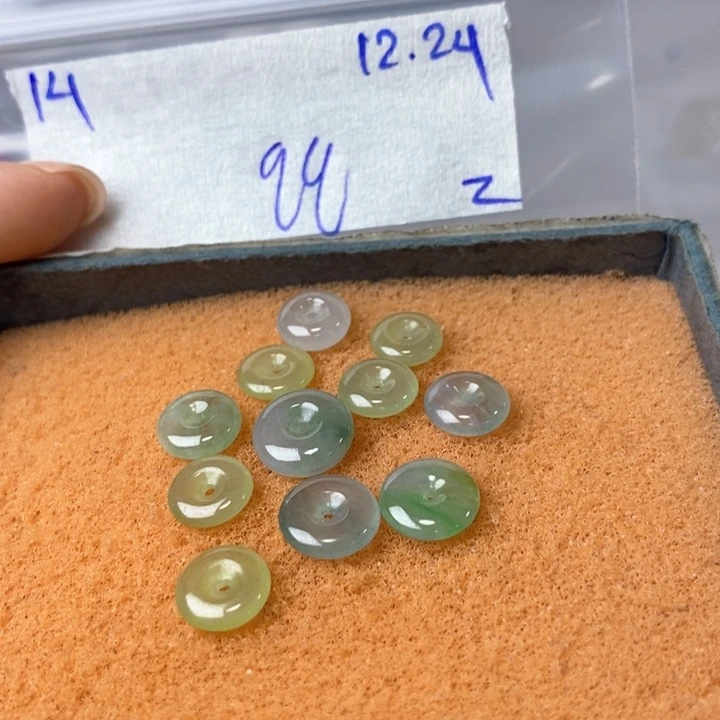 月***.定制翡翠未镶嵌不退