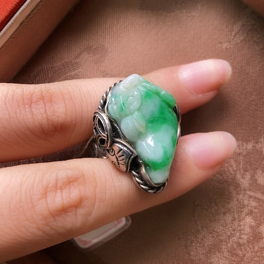 定制翡翠未镶嵌翡翠戒指