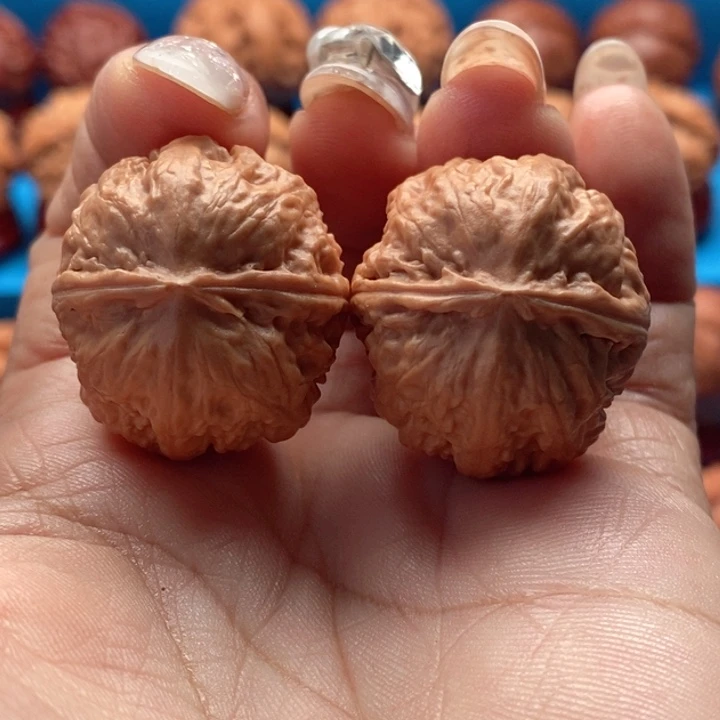 文玩核桃把件木灵珠