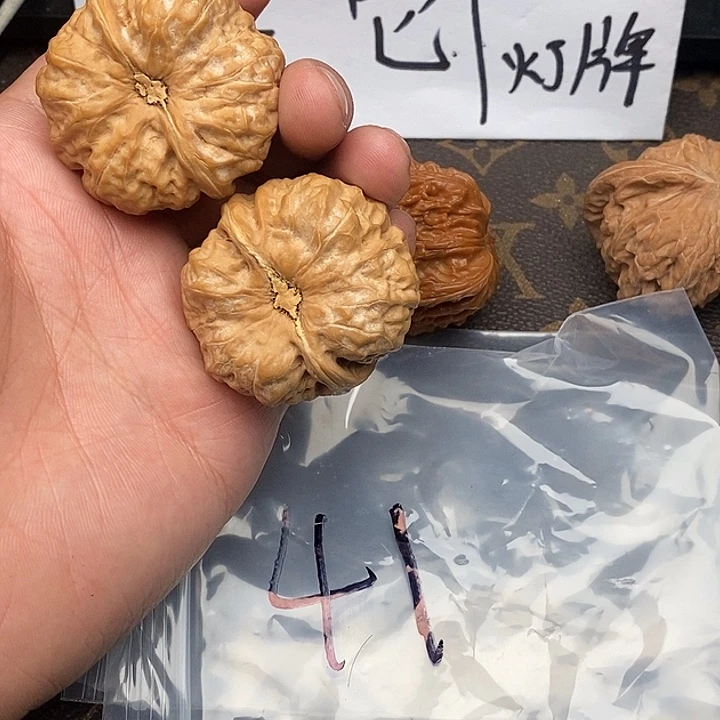 吊坠文玩核桃w86338863648648964469469