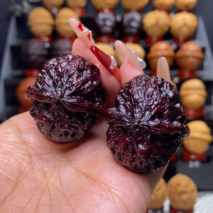 文玩核桃把件凤冠40号