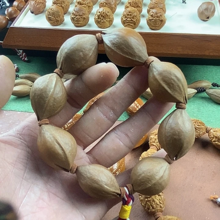 手串/手链橄榄核鹰嘴