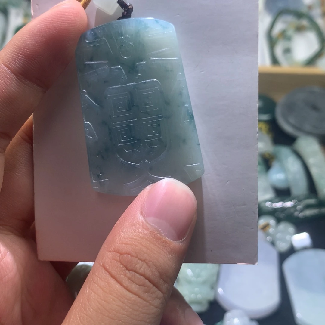 颈饰未镶嵌翡翠000000