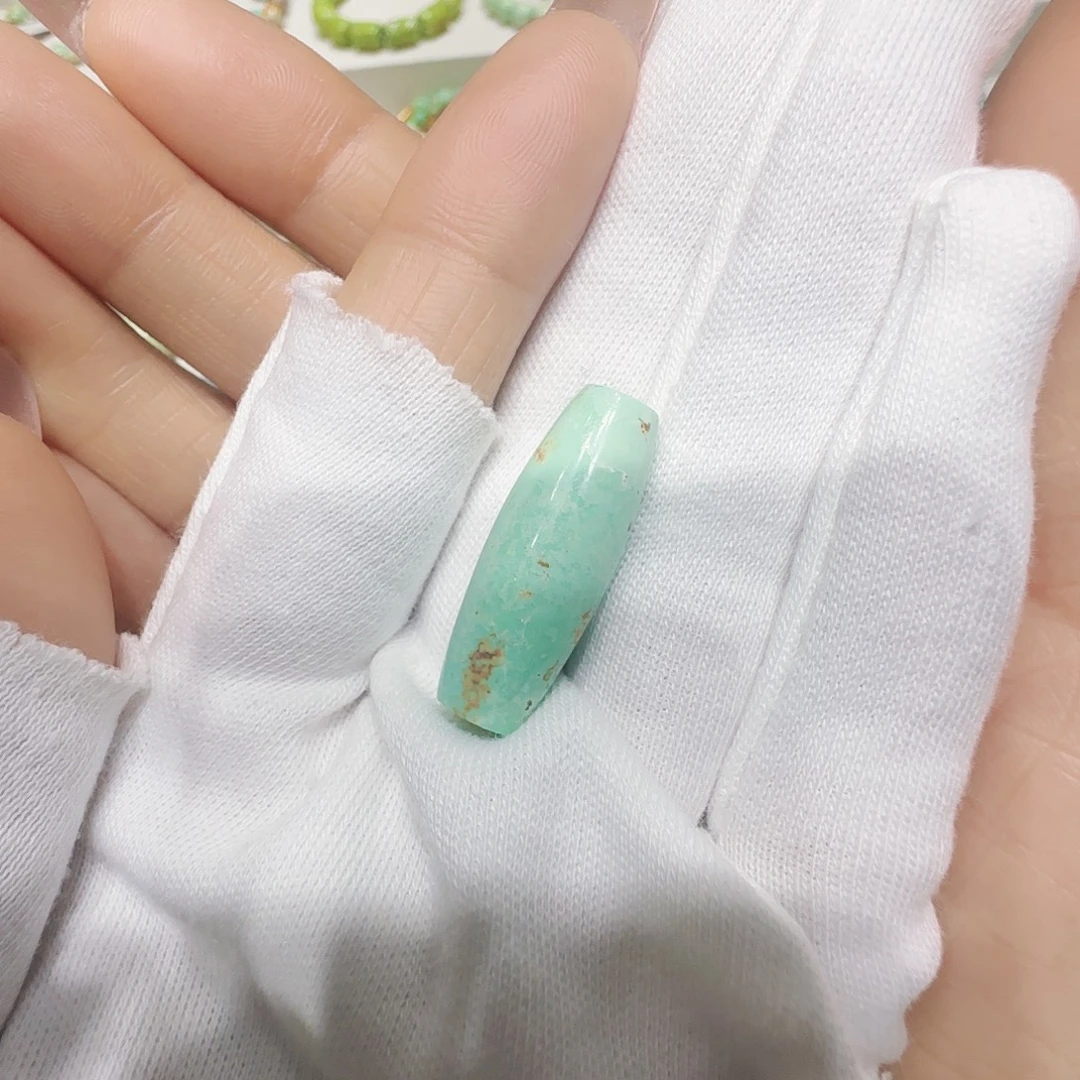 绿松石未镶嵌原矿绿松石