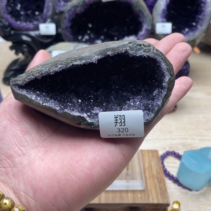 未镶嵌大型摆件（非配饰）紫晶