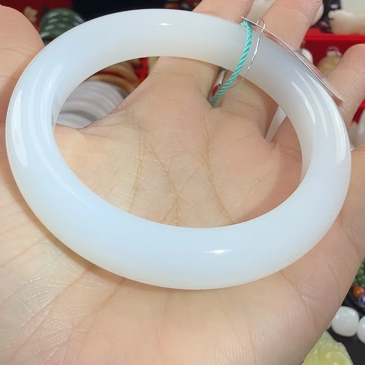 和田玉（白玉）未镶嵌手镯