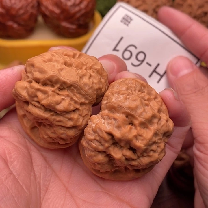 把件桃核开背蛙41….