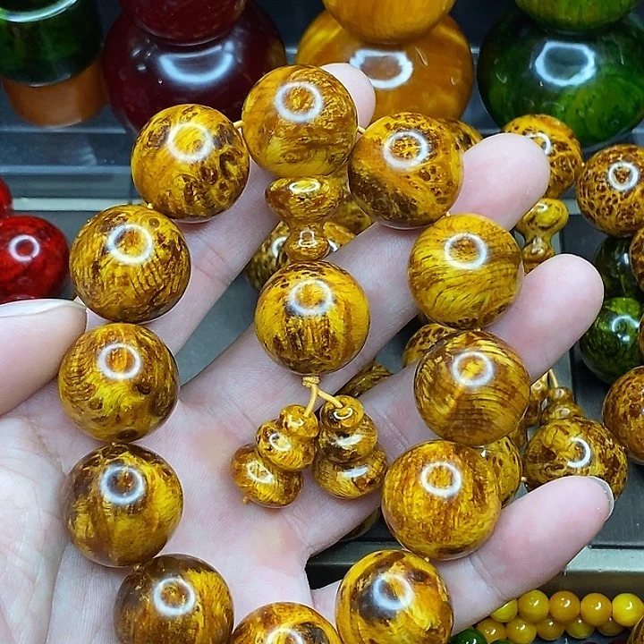 2.0雷击琥珀木留疤手串