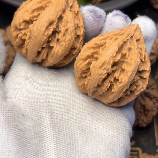 花***媒把件文玩核桃秦岭核桃22