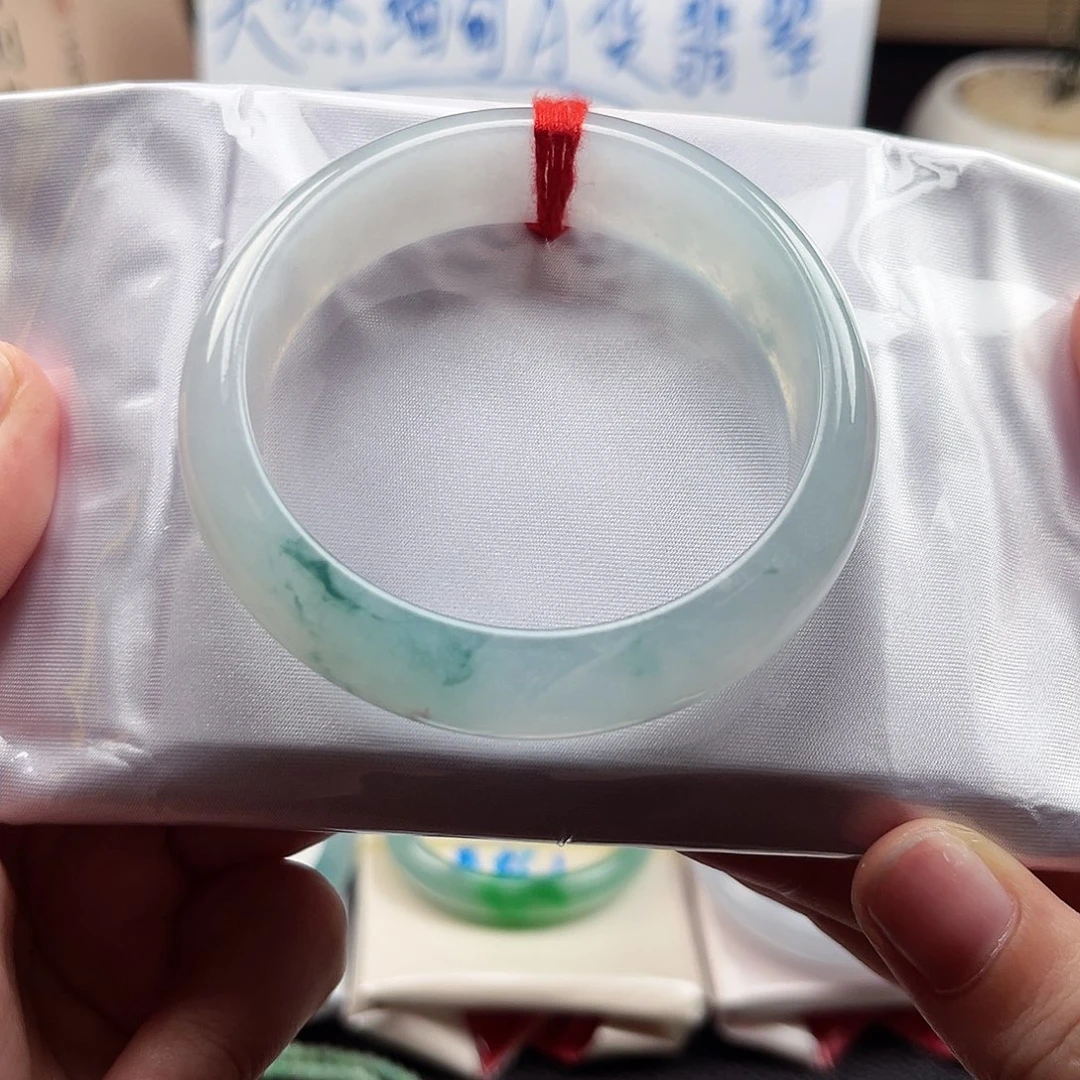 翡翠未镶嵌手镯12号链接