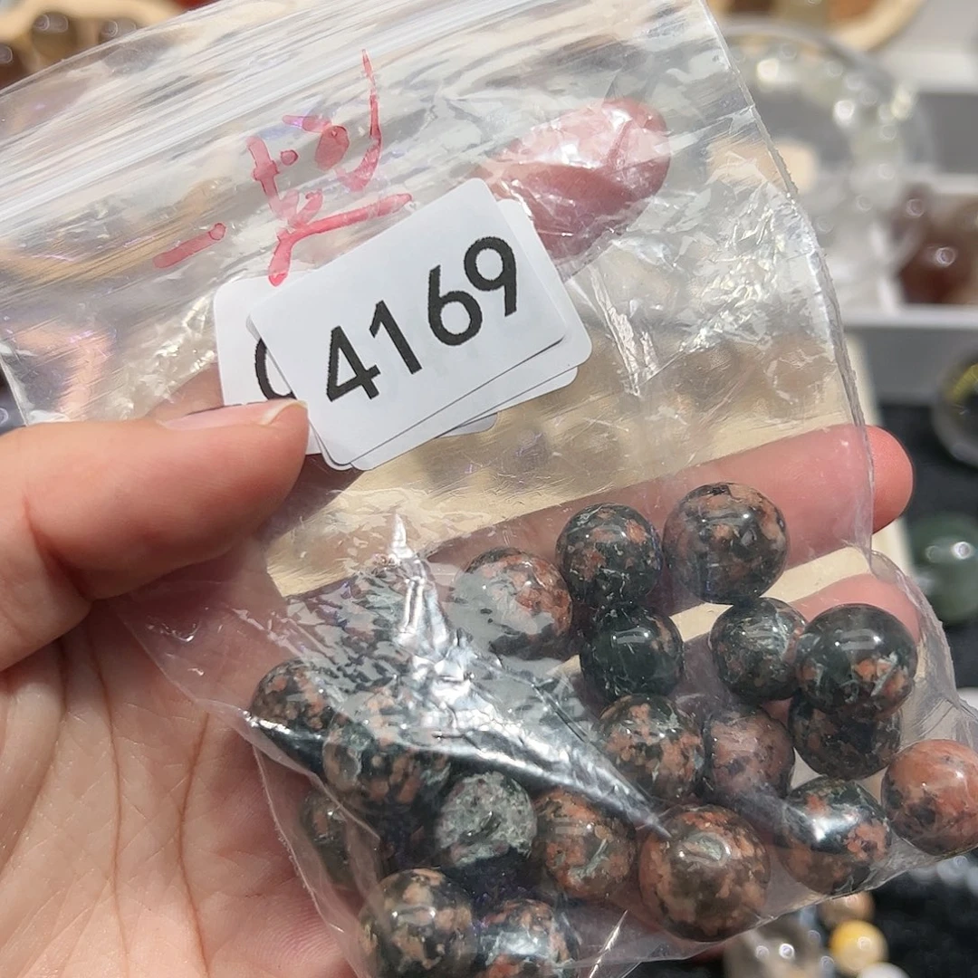 未镶嵌大型摆件（非配饰）水晶