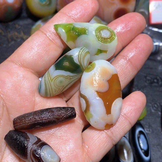 石英质玉珠宝半成品未镶嵌球*