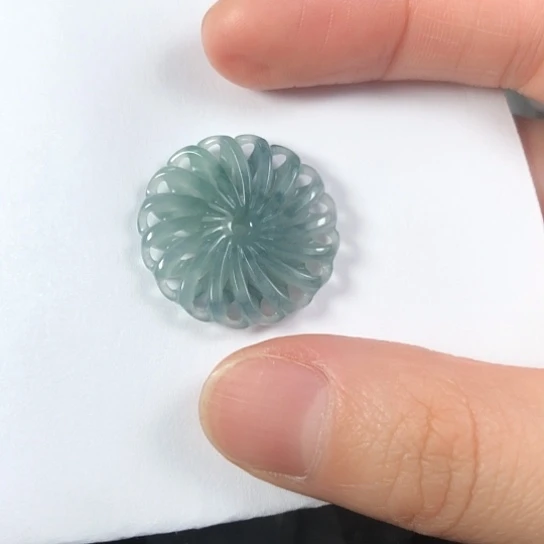 翡翠未镶嵌颈饰缅甸A货，每天下午1点半开播