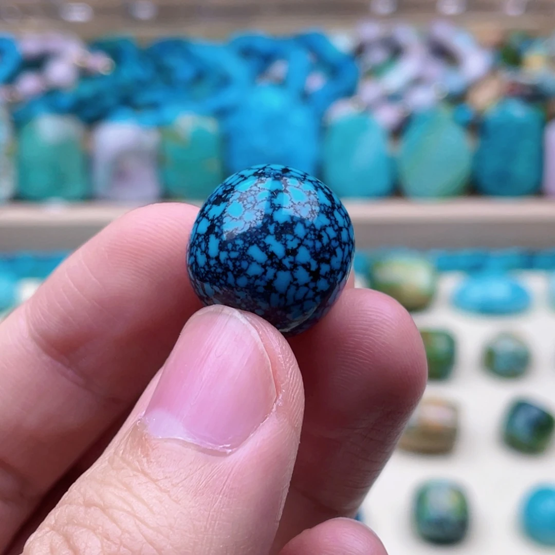 绿松石未镶嵌珠宝奇石17.3x17mm