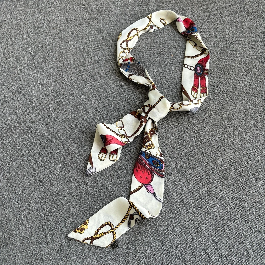 W006时尚减龄百搭气质长条丝巾配饰