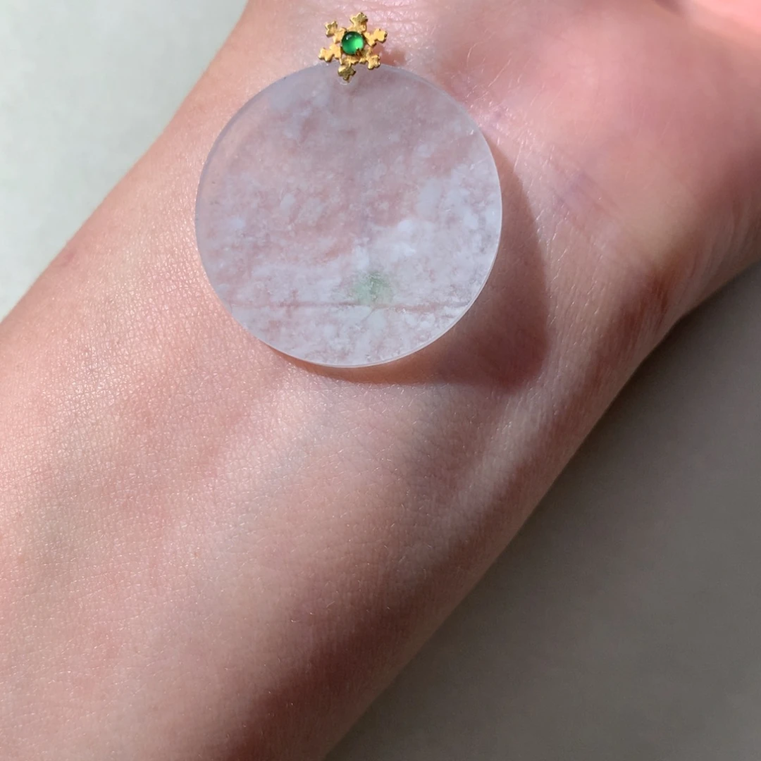 翡翠18K金镶嵌颈饰无事