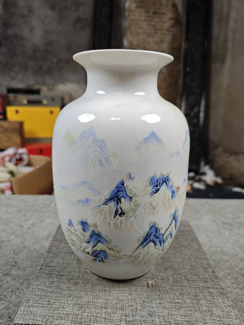 千里江山 夜光冬瓜瓶