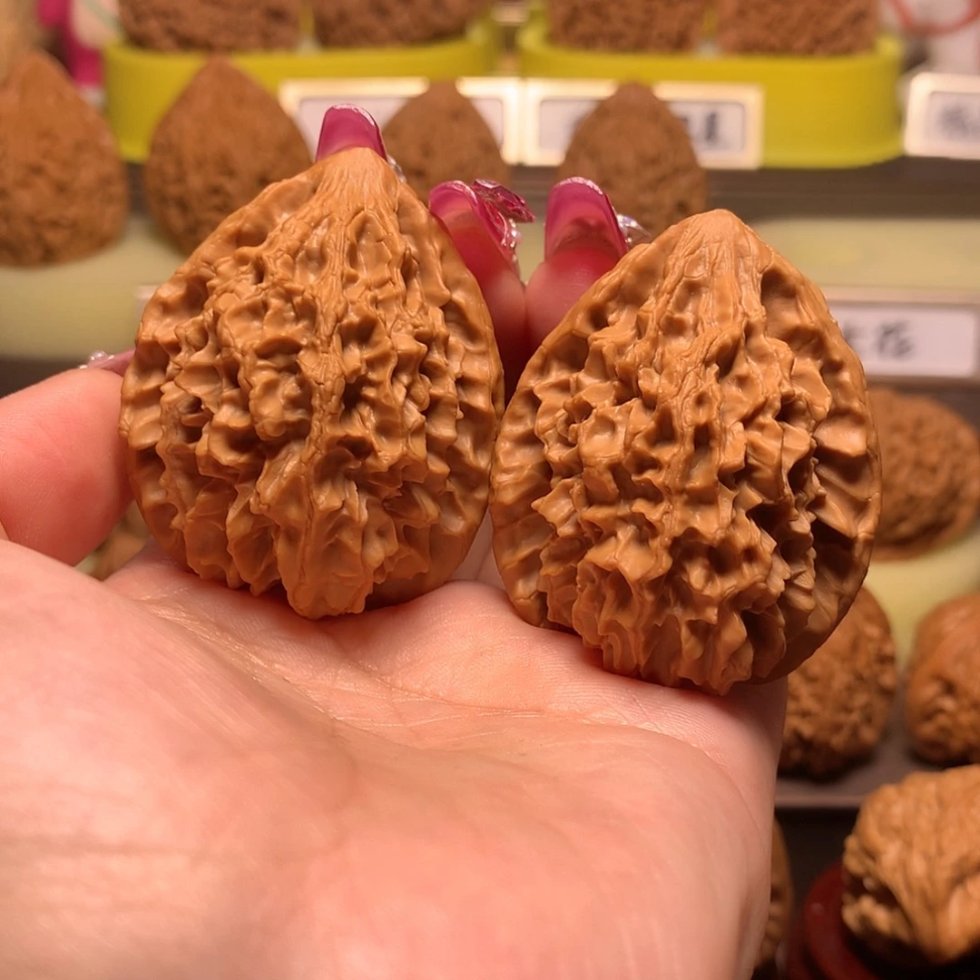 文玩核桃吊坠招财鼠40全品