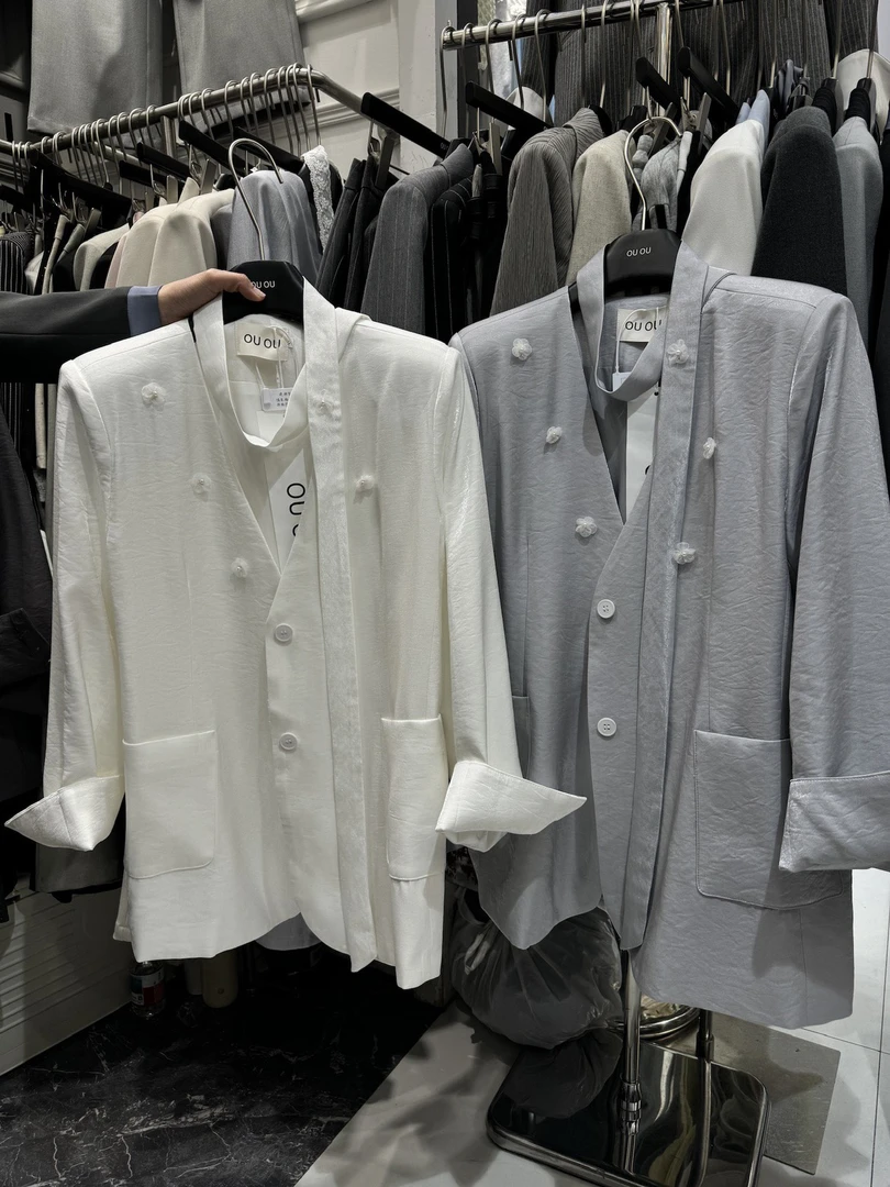 「波利&露西」设计感西装外套