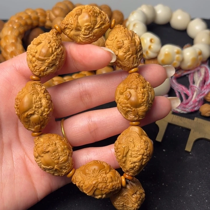 手串橄榄核百鬼钟馗