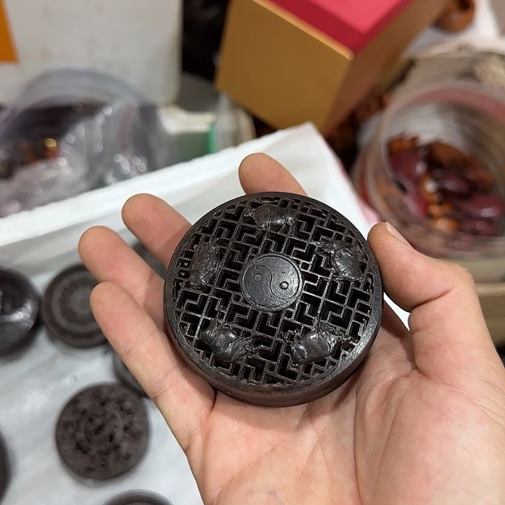 木黑檀木11盘香炉一个