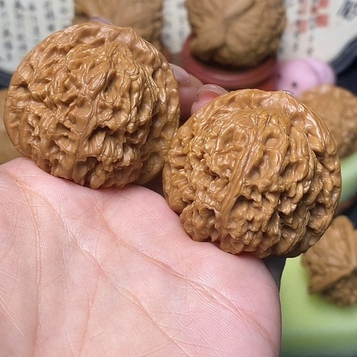 42大肚粗棱南疆石