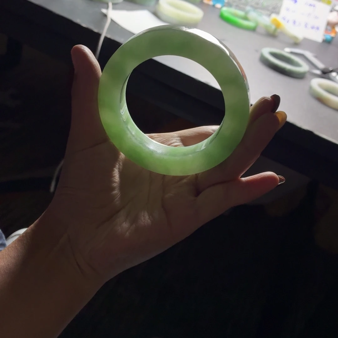 无***雨定制翡翠未镶嵌翡翠