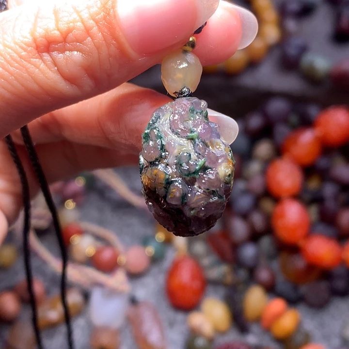 玛瑙/玉髓未镶嵌珠宝半成品