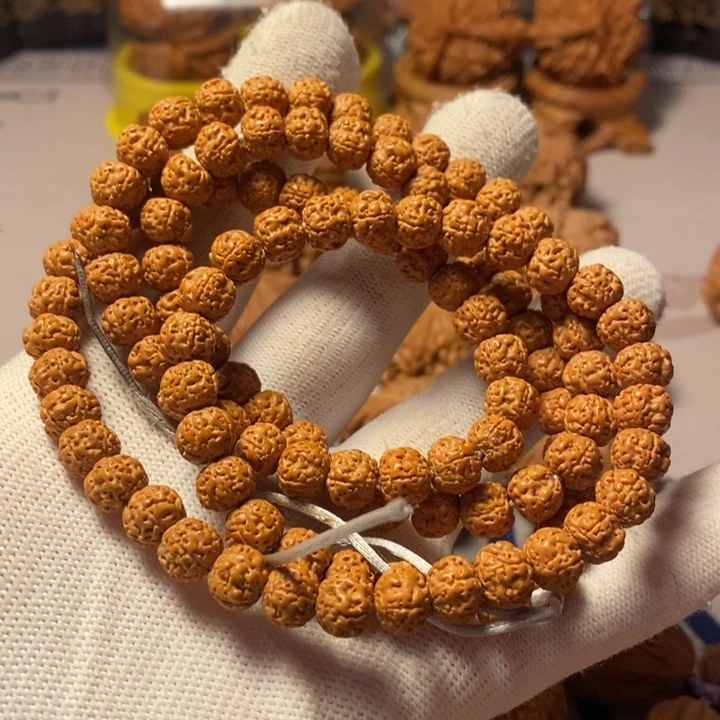 吊坠文玩核桃112颗金刚