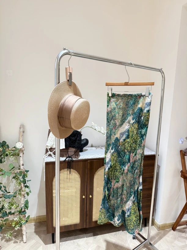 SS服装小众品牌 褶皱修身水墨画独特韵味半身裙
