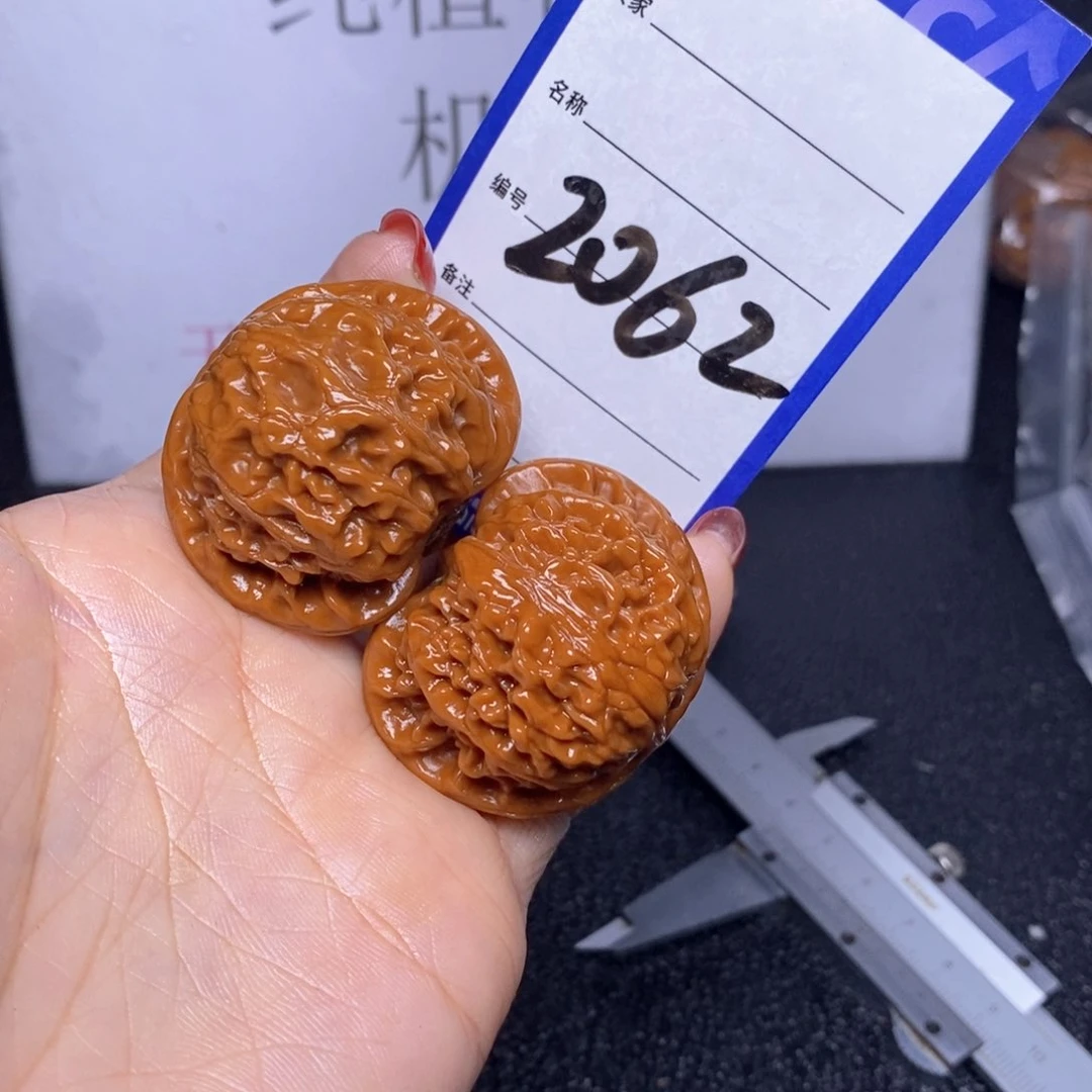 文玩核桃把件2062/40宫灯