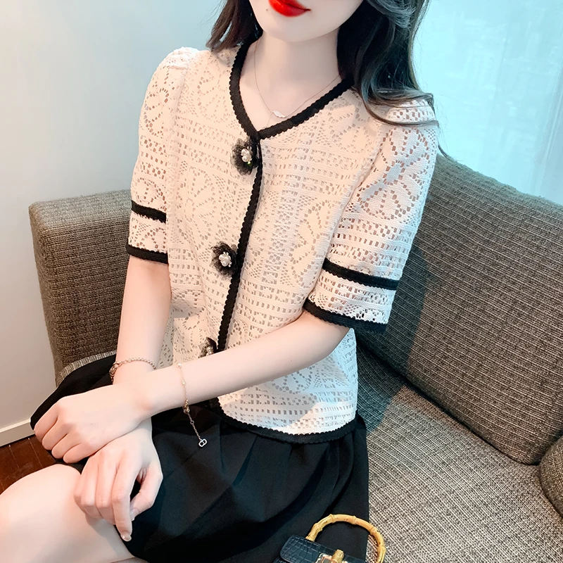 气质雪纺衫女夏季小香风刺绣镂空撞色蕾丝衬衫法式遮肚子短袖上衣