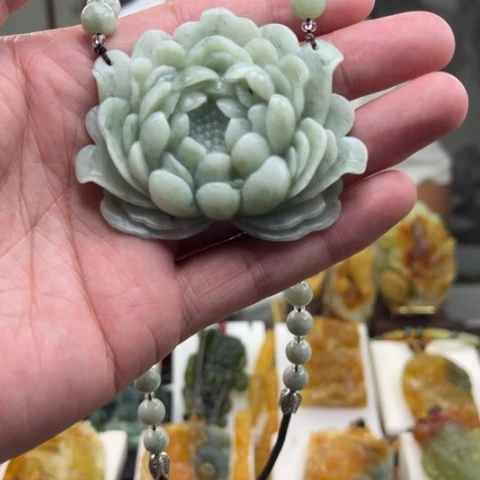 岫玉未镶嵌挂件挂件