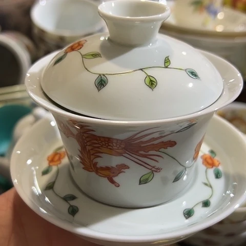 是的呢这会就回去睡觉吧亲爱勒晚安
