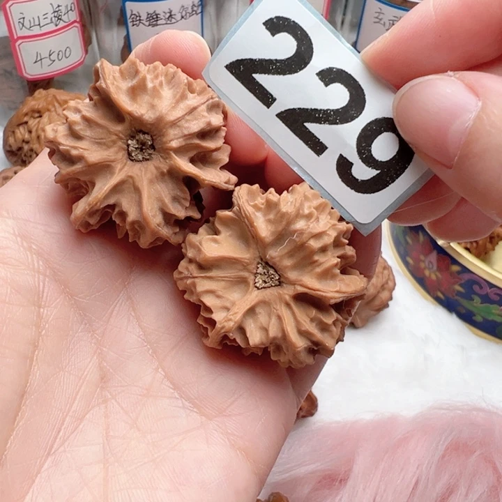 文玩核桃吊坠色差229