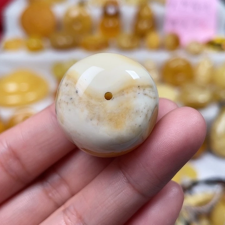 裸石蜜蜡未镶嵌白花蜡墩小