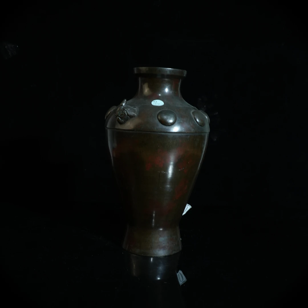 lot15823 1554 清 铜双兽耳瓶 H:31.6