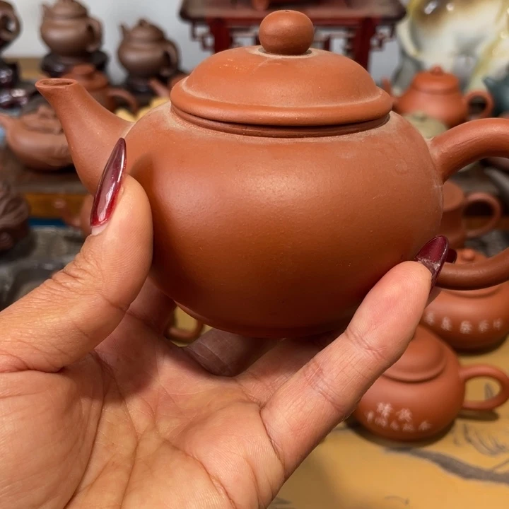 紫砂茶壶笑***路红泥鸽嘴有瑕