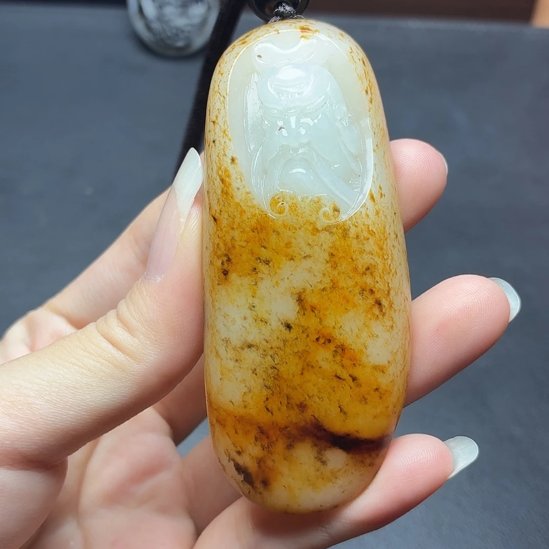 红***参颈饰未镶嵌和田玉N