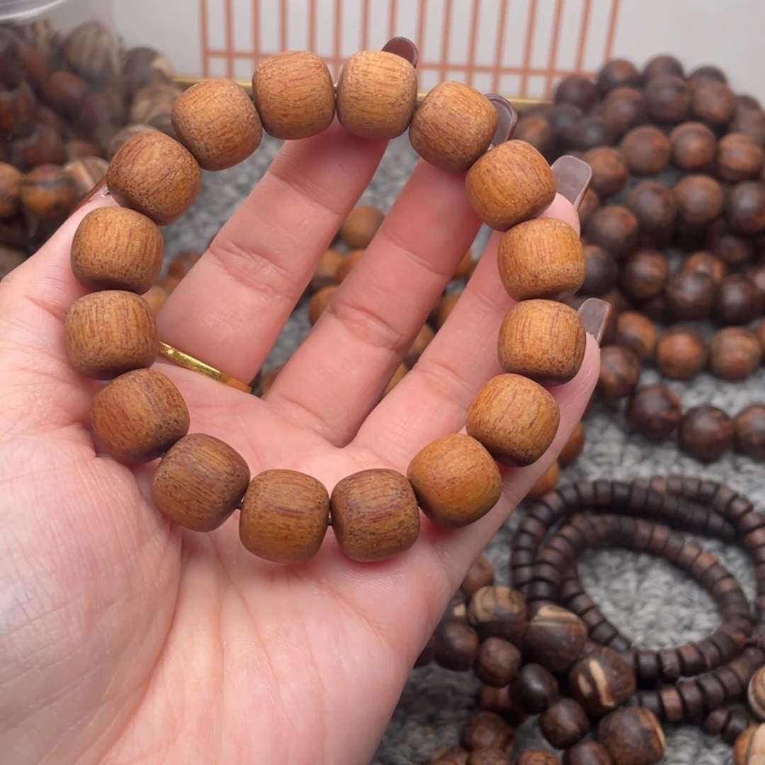 安***）贡木1314老型手串贡木