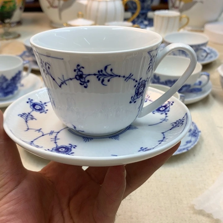 紫砂金瓷阁精品瓷器店