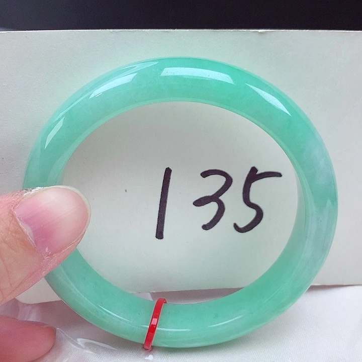 翡翠未镶嵌手镯翡翠