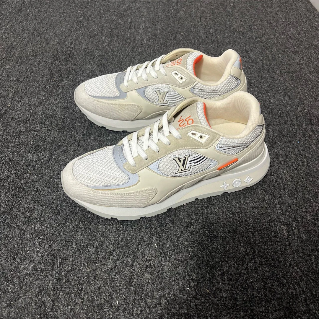 95新 LouisVuitton/路易威登 Run Away运动鞋40.5码98新公价12500